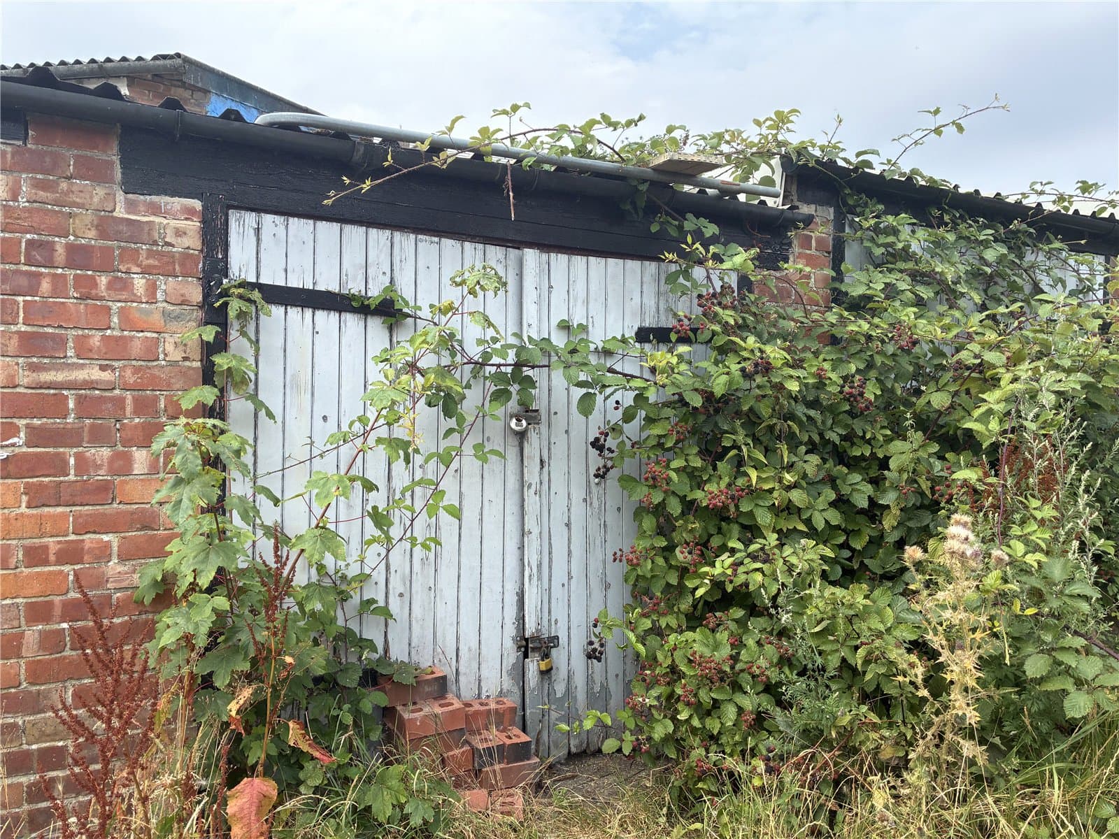 Garage 4 Newton Lane, Darlington, DL3 9EZ