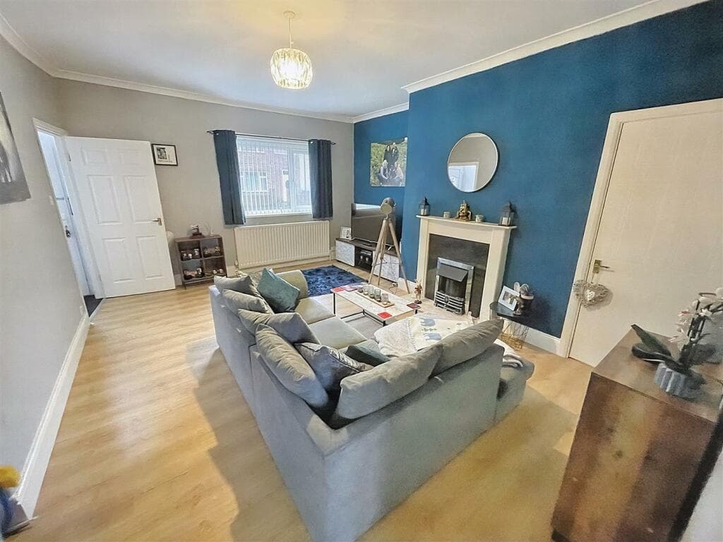 7, Melrose Terrace, Bedlington, Bedlington, NE22 5UR